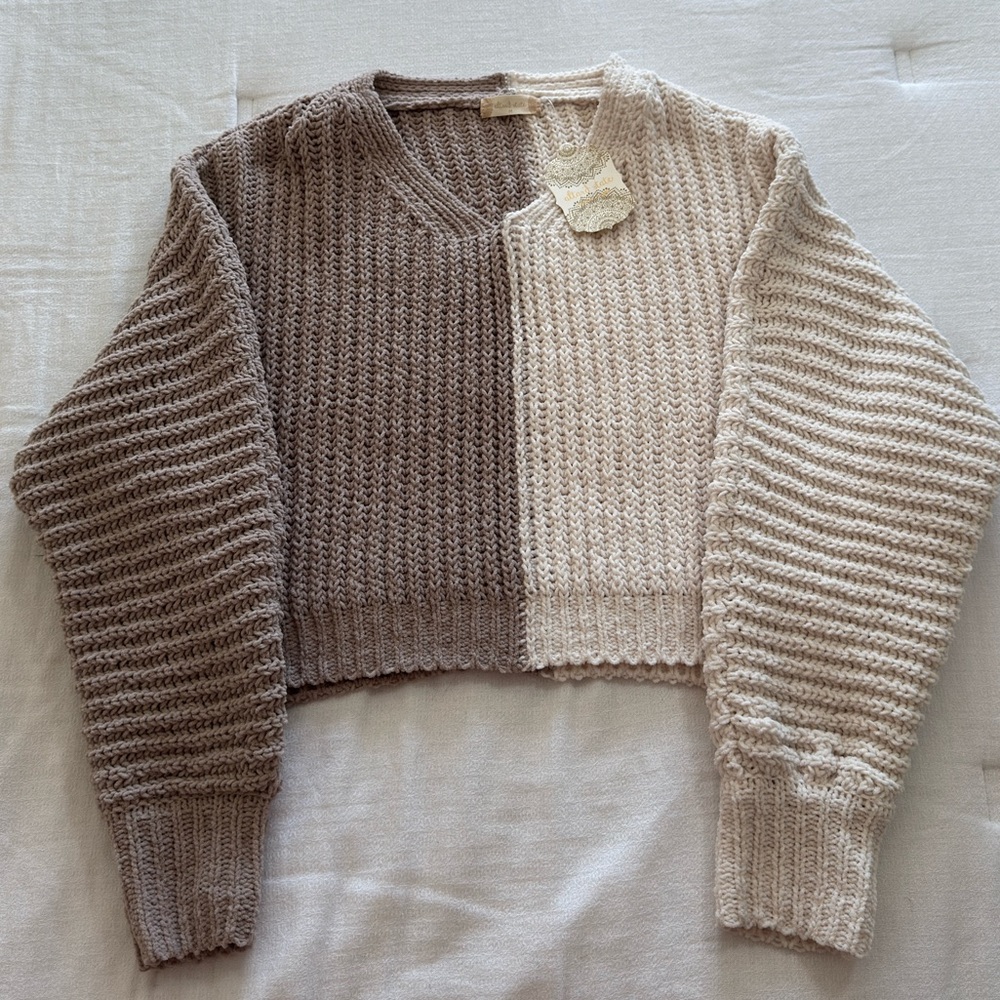 NWT Altar’d State Celeste Colorblock Sweater- Size Medium